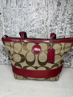 Coach Signature Khaki-Red Tote F1182-F17433
